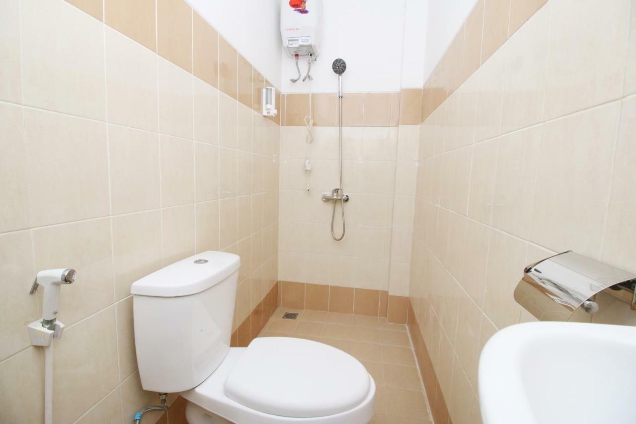 A Pousada Kamar Keluarga Kampung Bali III Jacarta Exterior foto